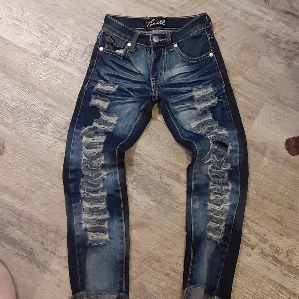 Thrill distressed youth size 4 skinny jeans
